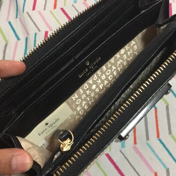 Kate spade purse/wallet - Picture 3 of 5
